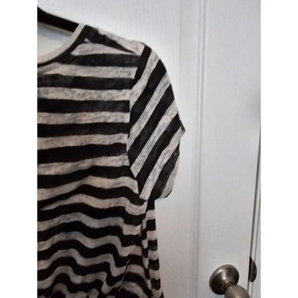 Jessica Simpson black white stripe summer blouse M - Picture 7 of 8